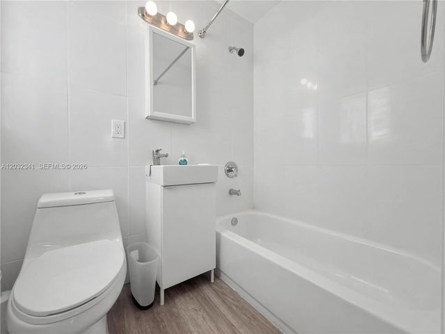 350 Minorca Avenue 2, Coral Gables, FL 33134