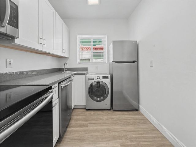 350 Minorca Avenue 2, Coral Gables, FL 33134