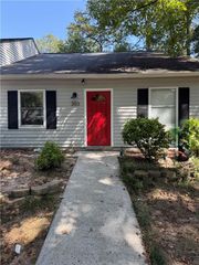 203 Westland Circle SW, Marietta, GA 30064