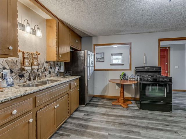 502 N Rock Island Avenue, El Reno, OK 73036