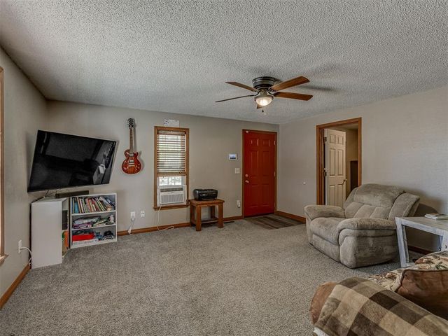502 N Rock Island Avenue, El Reno, OK 73036