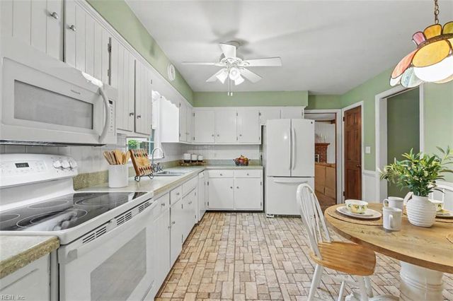 925 Donation DR, Virginia Beach, VA 23455