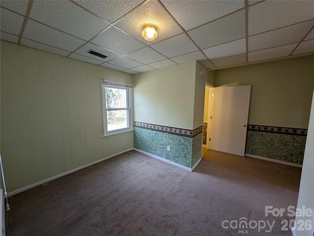 633 S Eastway Drive, Troutman, NC 28166