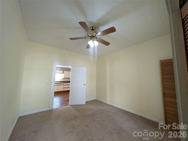 633 S Eastway Drive, Troutman, NC 28166