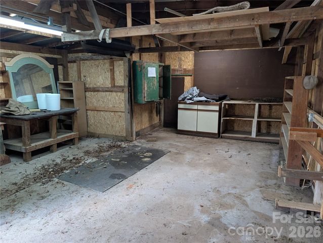 633 S Eastway Drive, Troutman, NC 28166