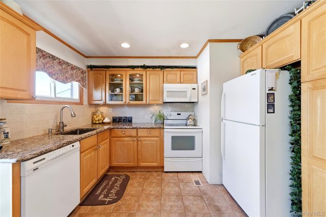 3573 Wyanet Street, Seaford, NY 11783