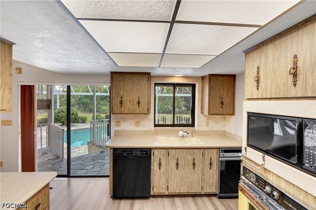 13630 Brynwood LN, Fort Myers, FL 33912