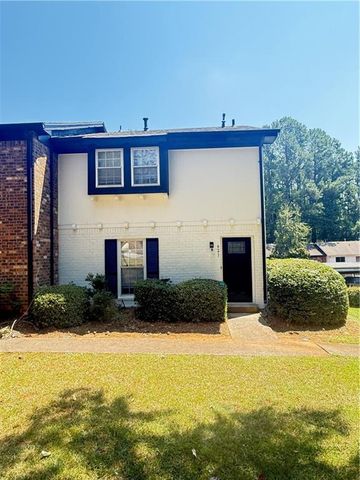 621 Garden Walk Drive, Stone Mountain, GA 30083