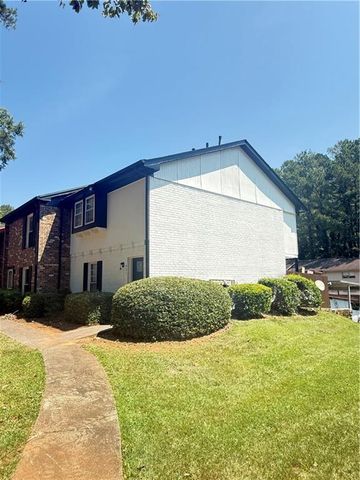 621 Garden Walk Drive, Stone Mountain, GA 30083
