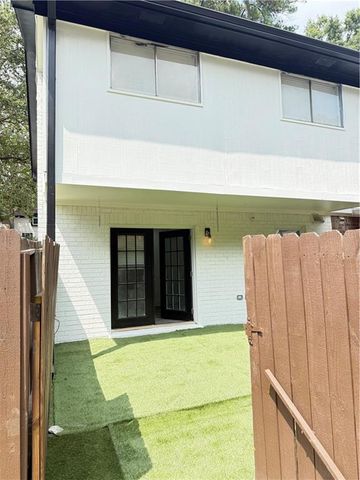 621 Garden Walk Drive, Stone Mountain, GA 30083
