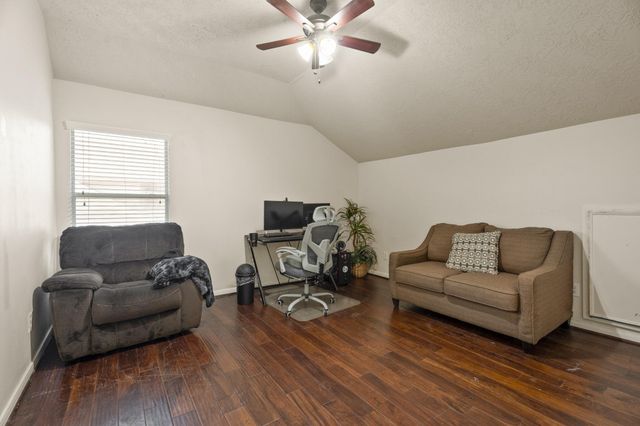 2280 Longspur Lane, League City, TX 77573