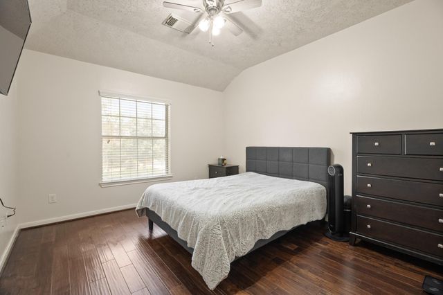 2280 Longspur Lane, League City, TX 77573