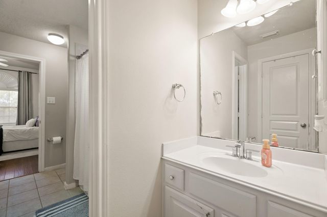 2280 Longspur Lane, League City, TX 77573