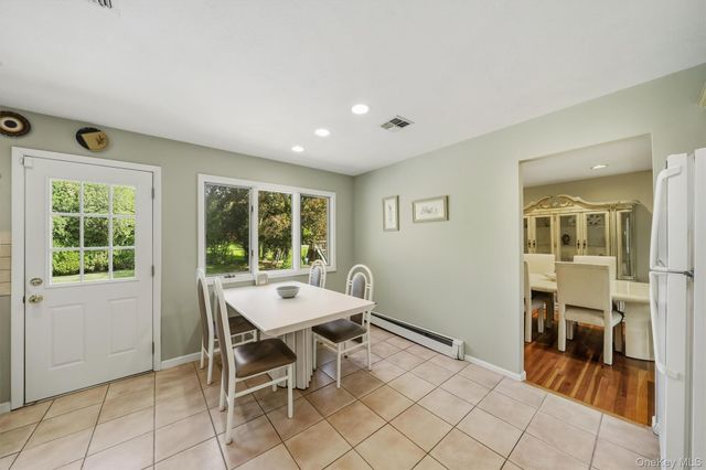 4 Letts Circle, Monroe, NY 10950