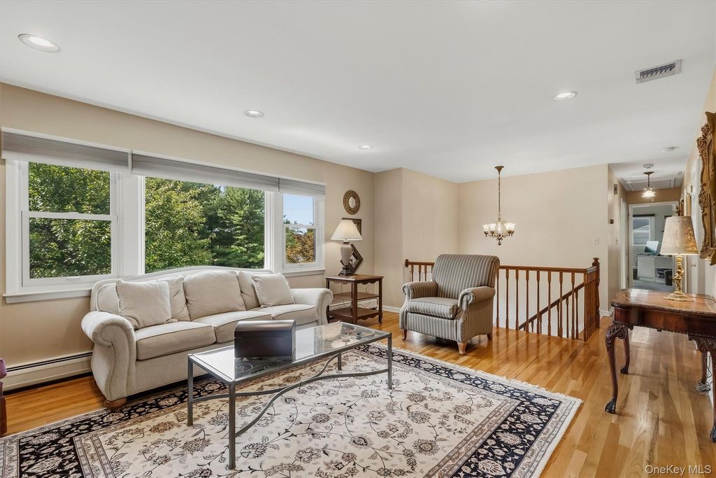 4 Letts Circle, Monroe, NY 10950 — photo 3