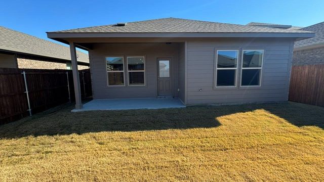 605 SHADED GROVE Drive, Denton, TX 76259