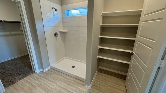 605 SHADED GROVE Drive, Denton, TX 76259