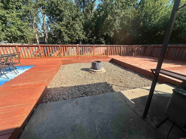 16 Willard Street, Ward, AR 72176