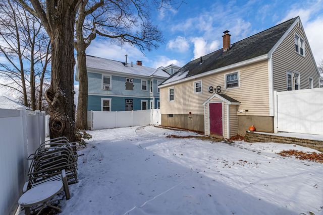 511 Manchester Street, Manchester, NH 03103