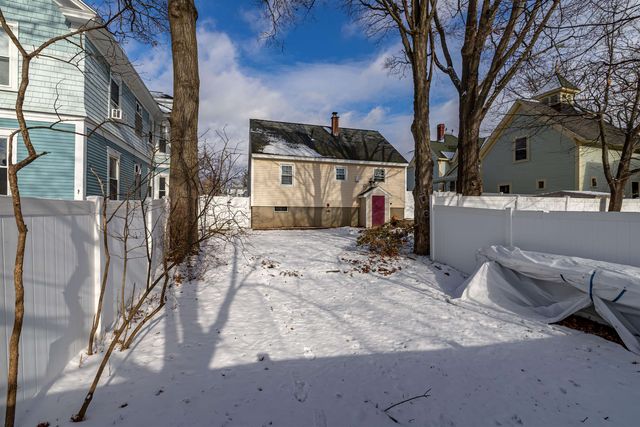 511 Manchester Street, Manchester, NH 03103