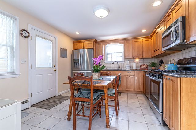 511 Manchester Street, Manchester, NH 03103