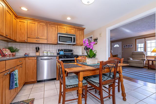 511 Manchester Street, Manchester, NH 03103