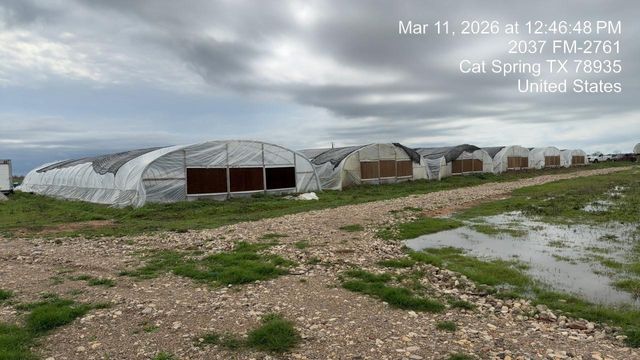 2037 Fm 2761, Alleyton, TX 78935