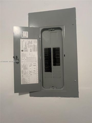 1330 SW 6th Ter, Deerfield Beach, FL 33441