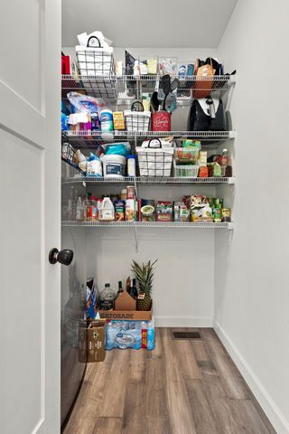 865 Hafner Rd, Charlotte, TN 37036