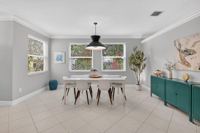 7759 Oak Grove Circle, Lake Worth, FL 33467