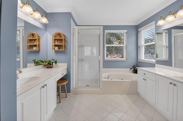 7759 Oak Grove Circle, Lake Worth, FL 33467