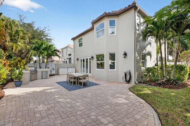 7759 Oak Grove Circle, Lake Worth, FL 33467