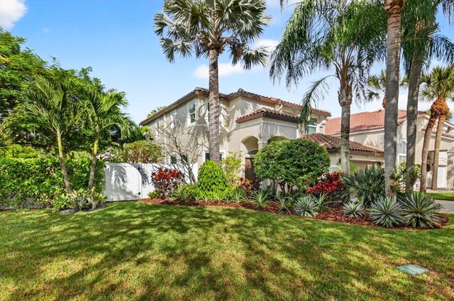 7759 Oak Grove Circle, Lake Worth, FL 33467