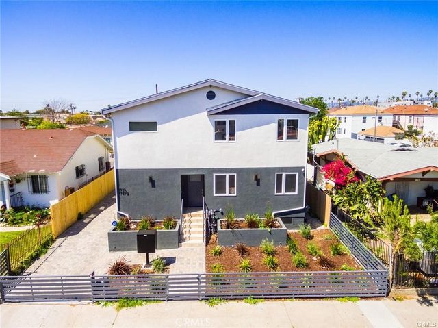 1737 S Longwood, Los Angeles, CA 90019