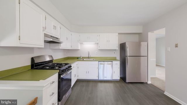 49 SURREY DR, Churchville, PA 18966