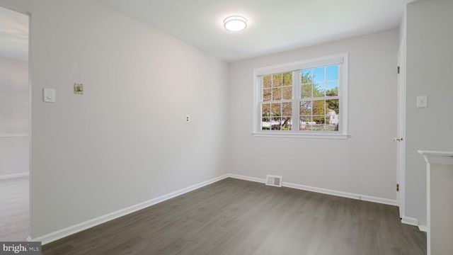 49 SURREY DR, Churchville, PA 18966