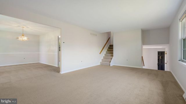 49 SURREY DR, Churchville, PA 18966