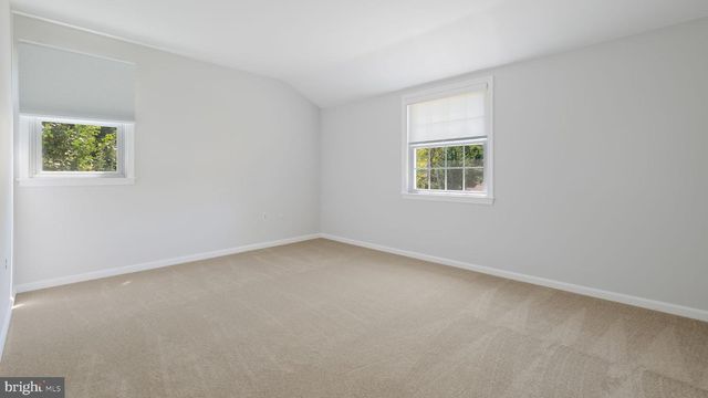 49 SURREY DR, Churchville, PA 18966