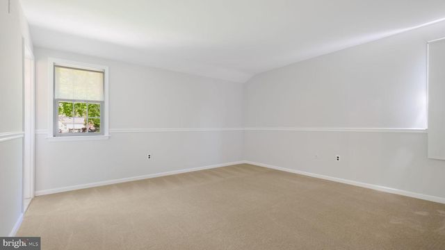 49 SURREY DR, Churchville, PA 18966