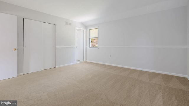 49 SURREY DR, Churchville, PA 18966
