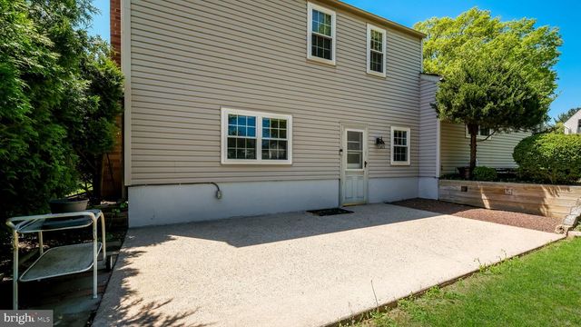 49 SURREY DR, Churchville, PA 18966