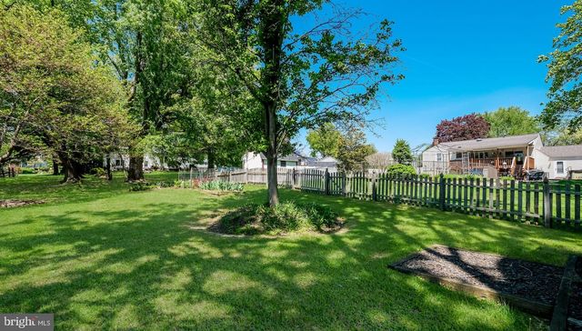 49 SURREY DR, Churchville, PA 18966