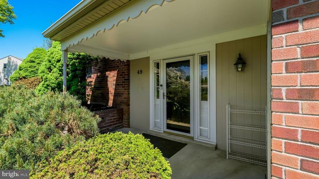 49 SURREY DR, Churchville, PA 18966