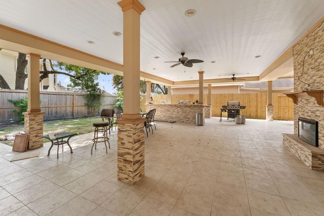 17206 Klee Circle, Spring, TX 77379