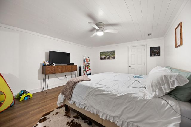 769 J B Buttrey Road, London, KY 40741