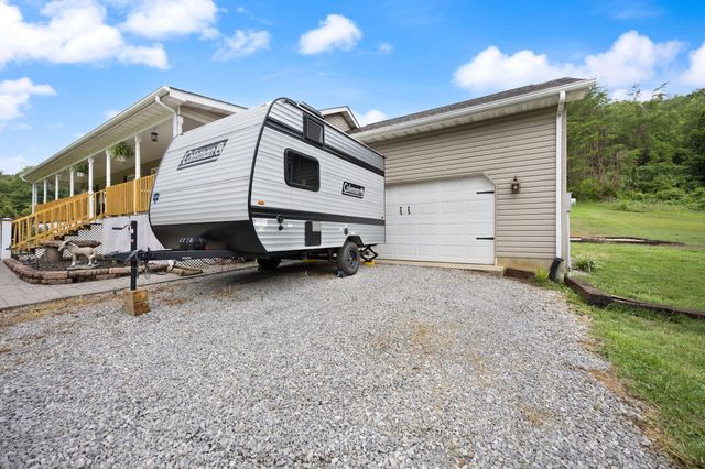 769 J B Buttrey Road, London, KY 40741