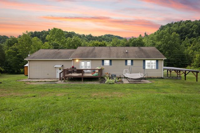 769 J B Buttrey Road, London, KY 40741