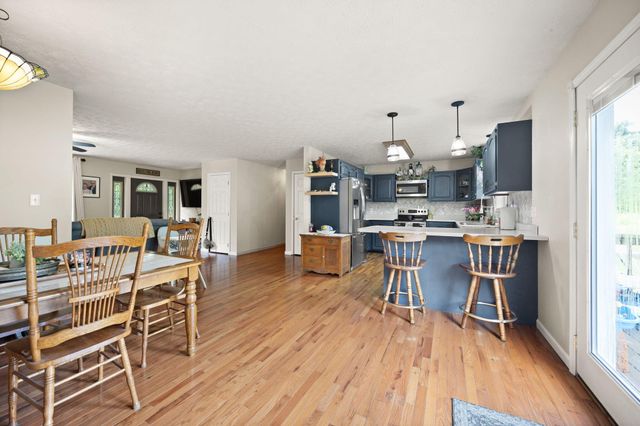 769 J B Buttrey Road, London, KY 40741