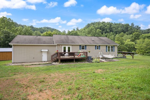 769 J B Buttrey Road, London, KY 40741