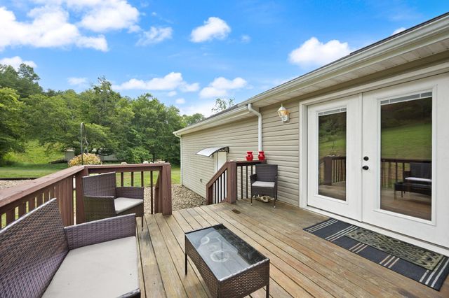 769 J B Buttrey Road, London, KY 40741